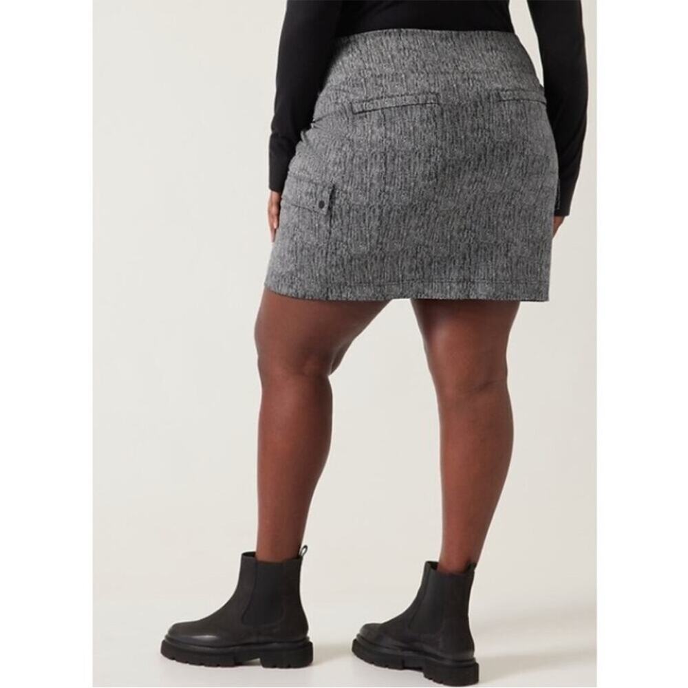 Athleta Women’s XL Delancey Cargo Skirt - Picture 2 of 9